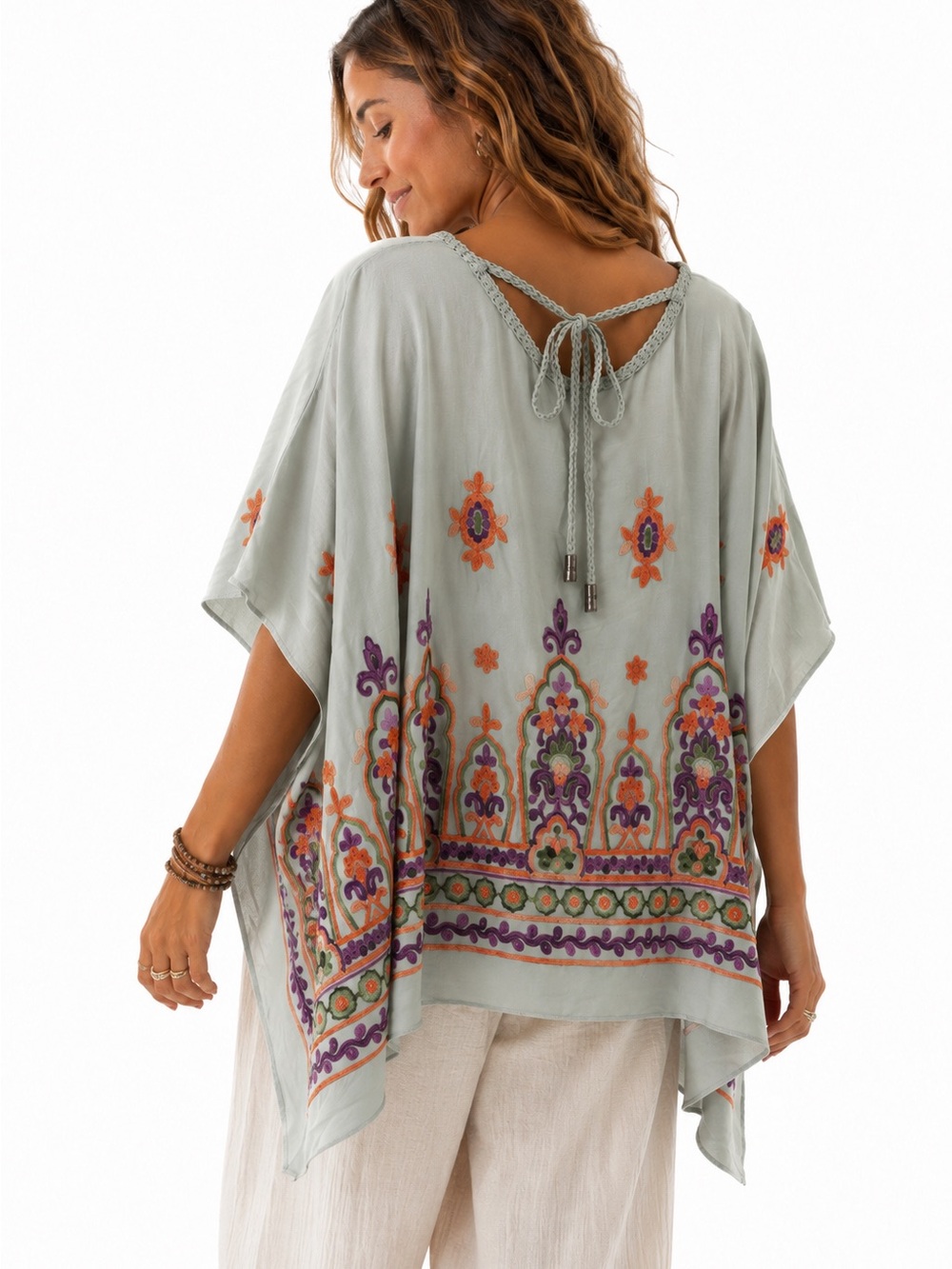 Easel Los Angeles Embroidered Boho Top – NWT - Picture 2 of 9